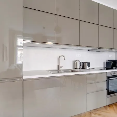 Blueground Karlin View Nr Vltava River Prg-87 Apartment Prague